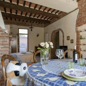 https://taverna-rustica-in-toscana.it-tuscanyhotel.com